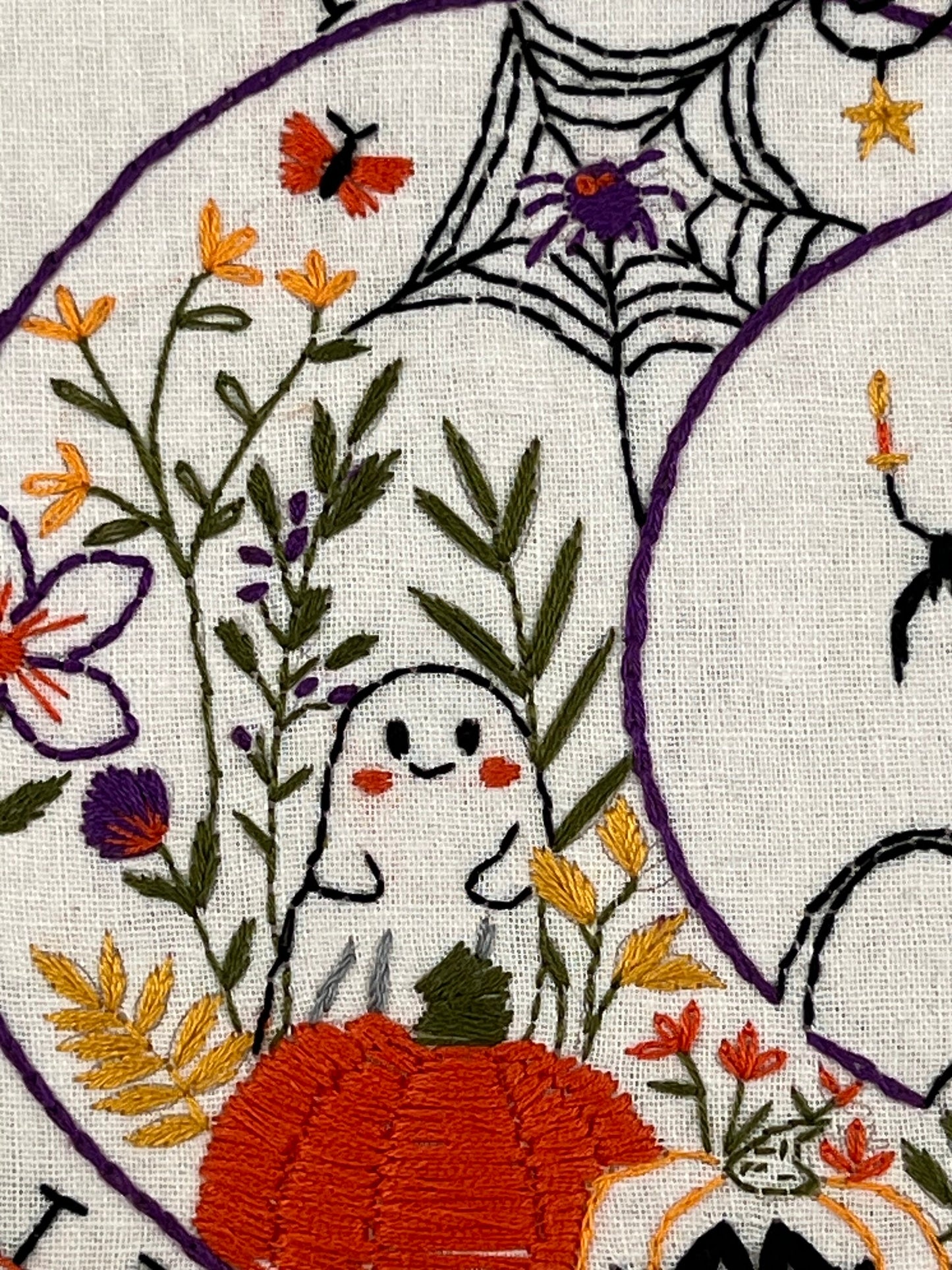 Happy Halloween Embroidery Kit 🎃 8” Hoop with Ghost, Black Cat, Pumpkins & Flowers | DIY Hand Embroidery Pattern for Spooky Fall Déco