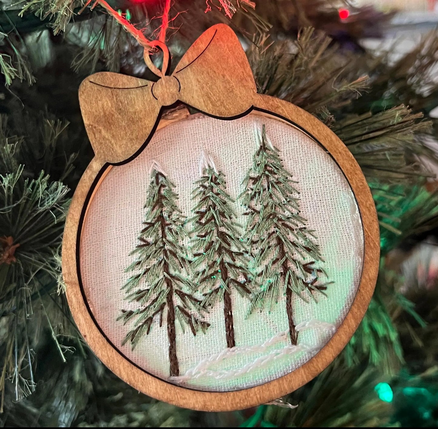 Christmas ornament Embroidery Kits with frame overlay. Mini Christmas tree ornament diy k/its. Christmas Trees embroidery. Embroidery gifts.