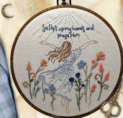 Christian Woman Embroidery Kit – Faith Wall Art Gift - Vickinstiches