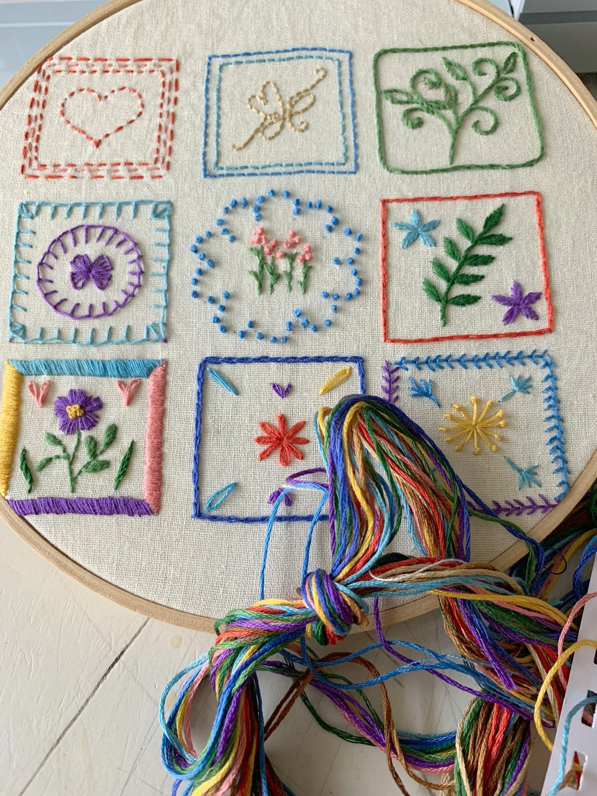 Beginner Sampler Tutorial Pattern – VickiNStitches.com