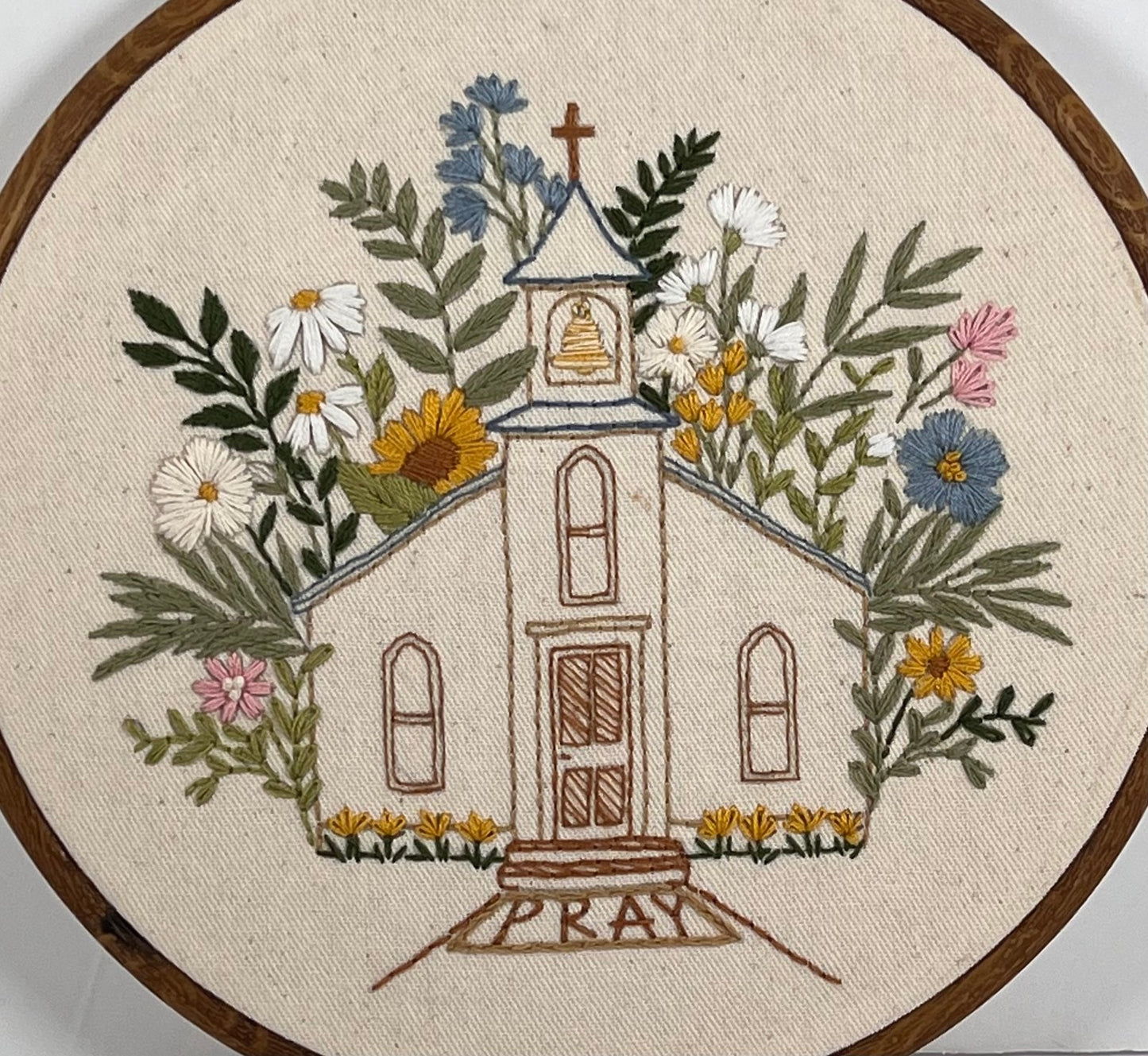 8" Church with Bouquet of Flowers & Pray Embroidery Pattern PDF Download